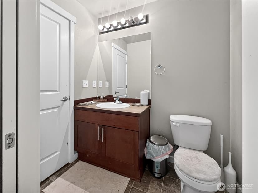 Property photo for 6321 Thomas Place SE, Auburn photo 24