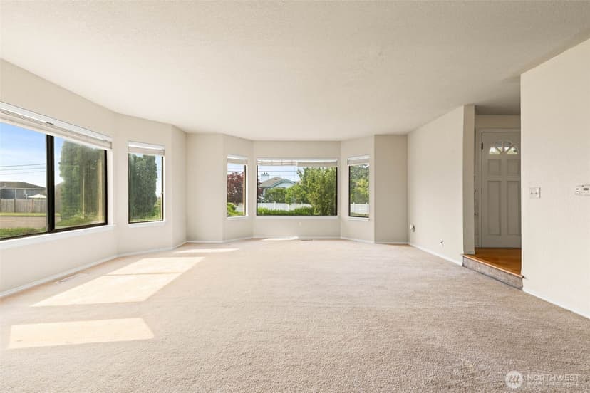 Property photo for 4101 Browns Point Boulevard NE, Tacoma photo 6