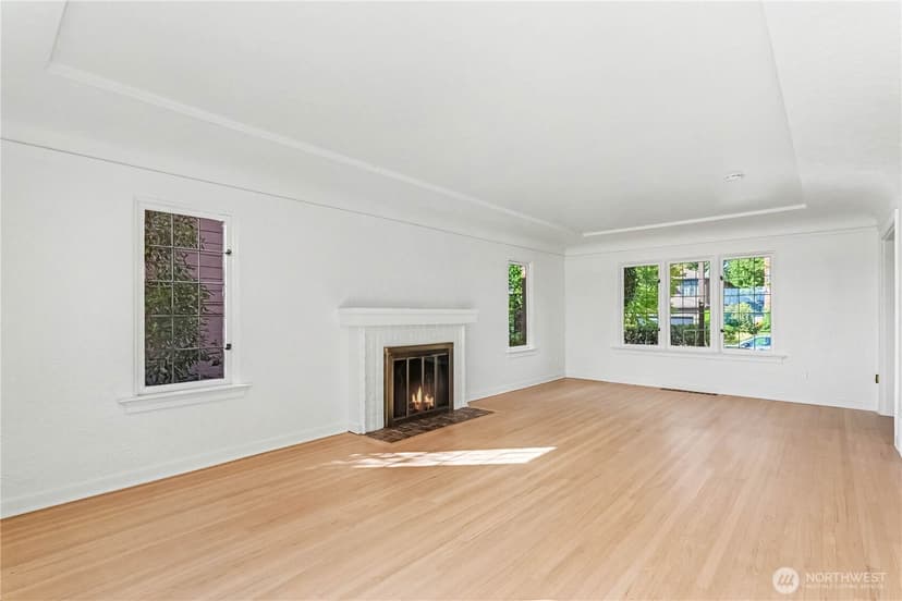 Property photo for 4530 51st Avenue NE, Seattle photo 12