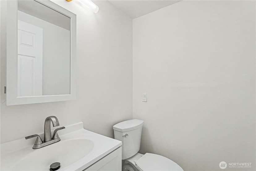 Property photo for 4530 51st Avenue NE, Seattle photo 18