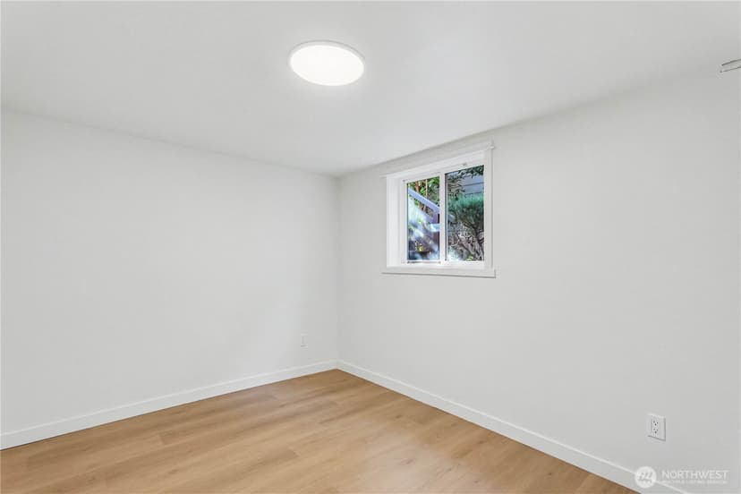 Property photo for 4530 51st Avenue NE, Seattle photo 29