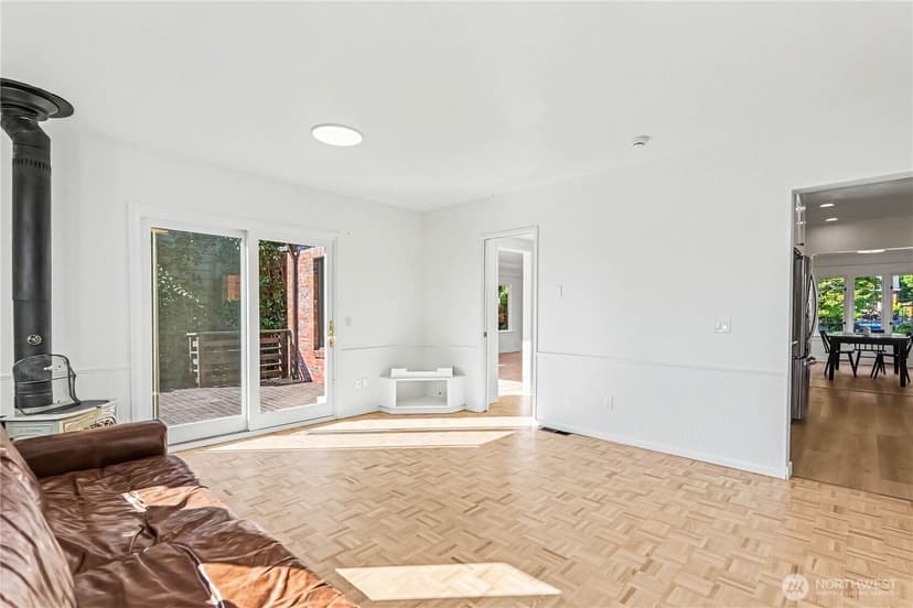 Property photo for 4530 51st Avenue NE, Seattle photo 13