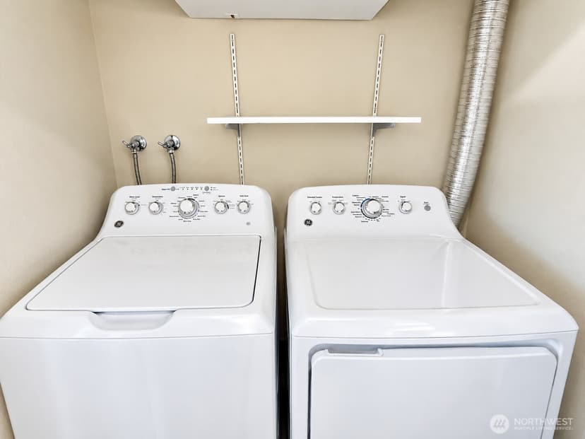 Property photo for 21513 4th Avenue W #C13, Bothell photo 12