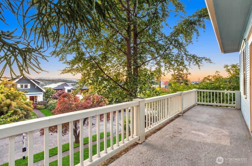Property photo for 3426 12th Avenue W, Seattle photo 25