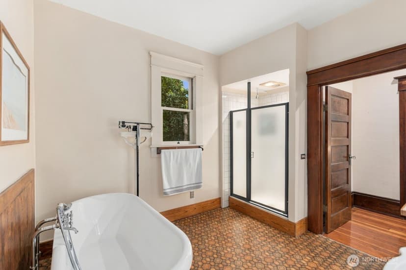 Property photo for 3426 12th Avenue W, Seattle photo 22