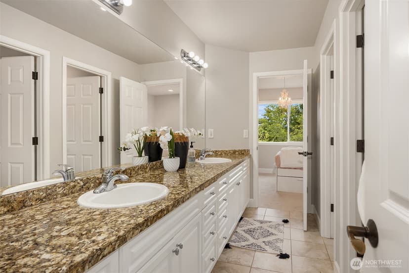 Property photo for 2046 277th Avenue SE, Sammamish photo 26
