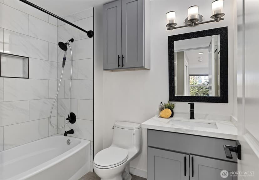 Property photo for 2628 B NW 57th Street, Seattle photo 10