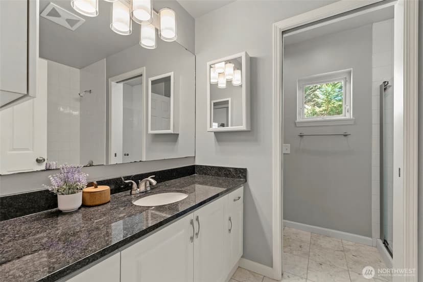 Property photo for 12438 NE 7th Place, Bellevue photo 20