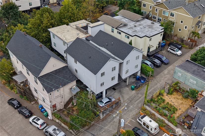 Property photo for 952 N 35th Street #102, Seattle photo 30