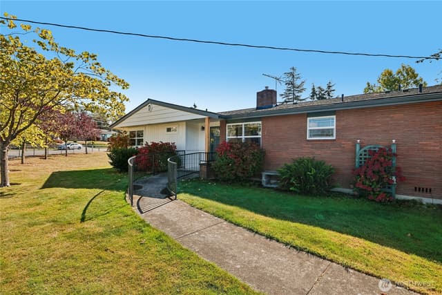 Property photo for 2716 5th Street, Everett photo 5