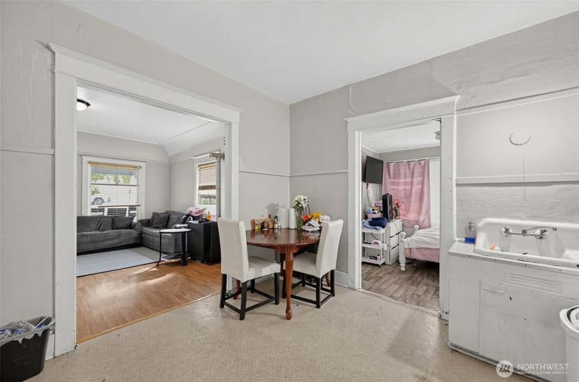 Property photo for 1503 Davis Avenue S, Renton photo 14