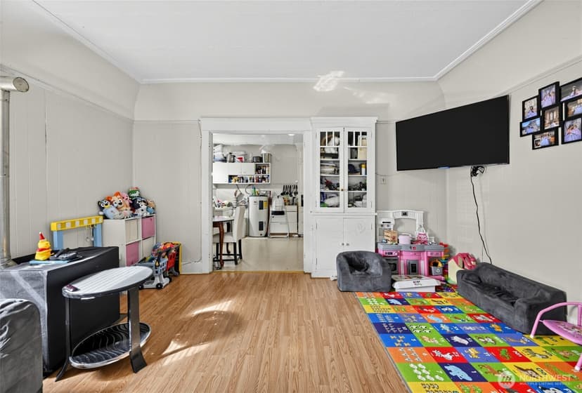 Property photo for 1503 Davis Avenue S, Renton photo 8