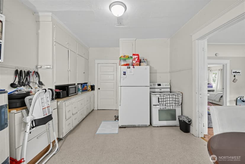 Property photo for 1503 Davis Avenue S, Renton photo 12