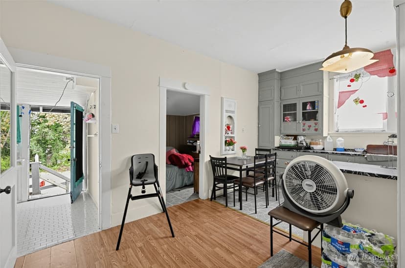Property photo for 1503 Davis Avenue S, Renton photo 23