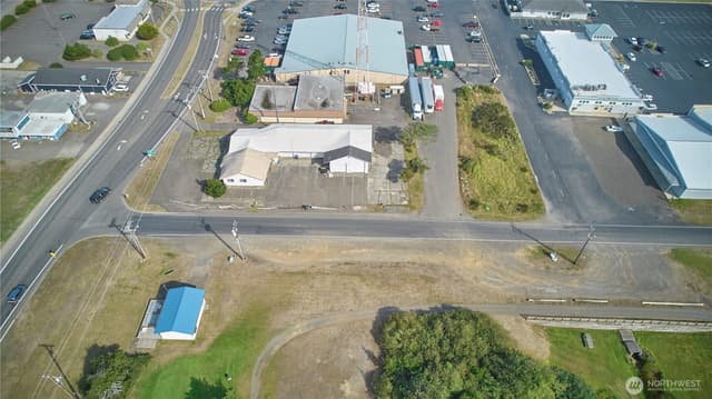 Property photo for 676 Point Brown Avenue NE, Ocean Shores photo 3