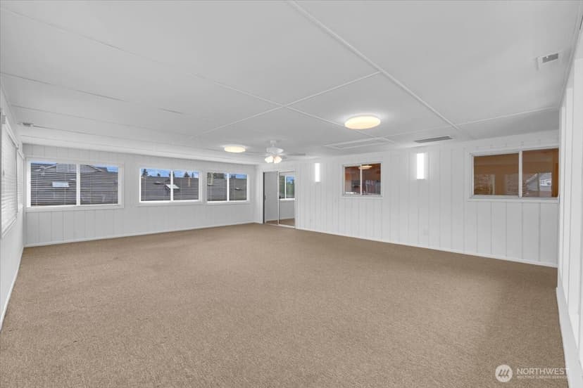 Property photo for 217 N French Avenue, Arlington photo 9