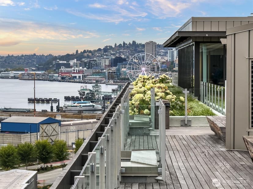 Property photo for 590 1st Avenue S #609, Seattle