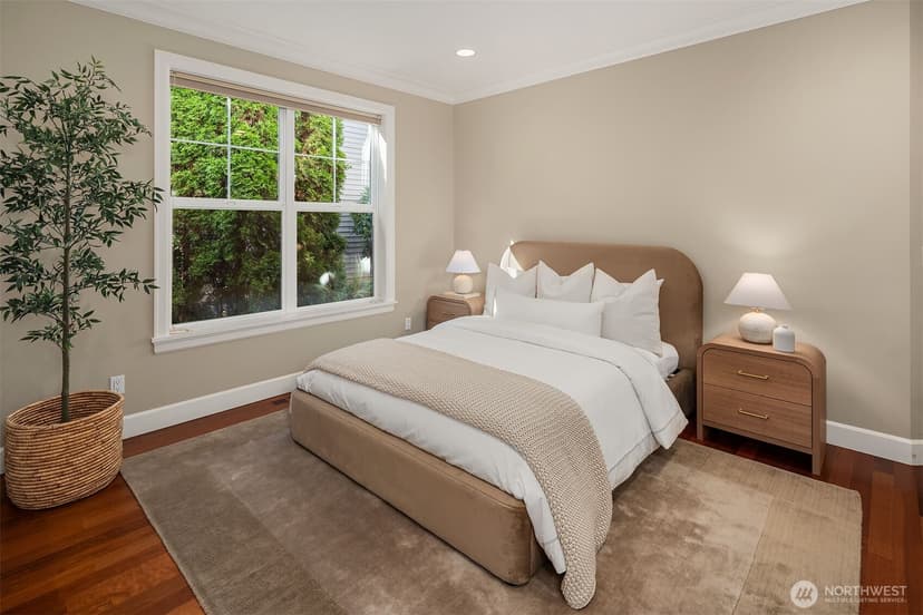 Property photo for 605 11th Avenue, Kirkland photo 18