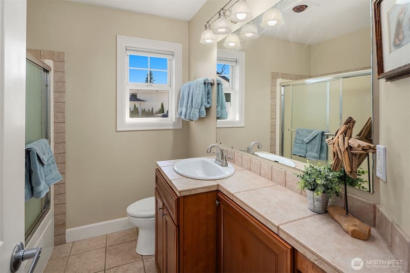 Property photo for 605 11th Avenue, Kirkland photo 37
