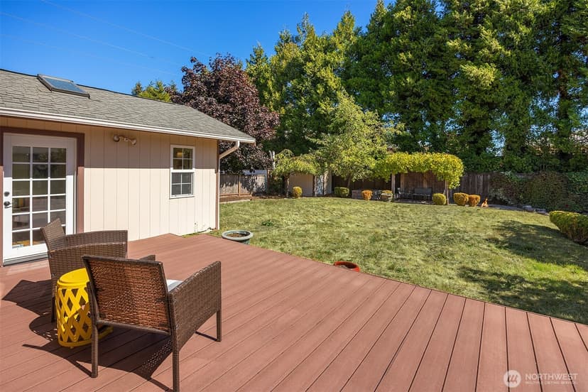 Property photo for 1833 N Defiance Street, Tacoma photo 14