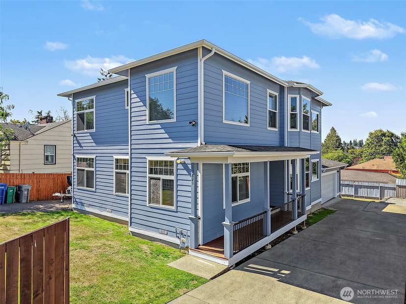 Property photo for 10821 Crestwood Drive S, Seattle photo 32