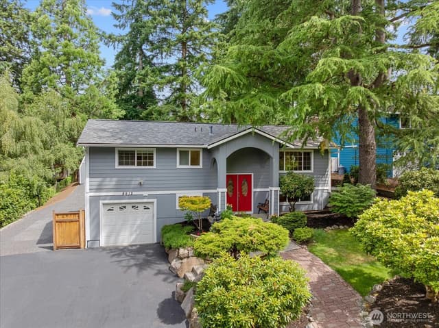 Property photo for 8512 NE 136th Street, Kirkland