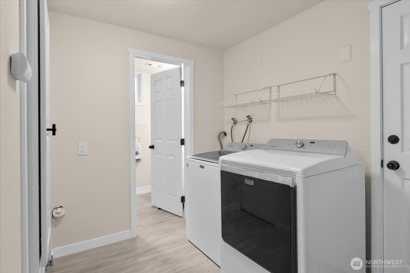 Property photo for 8512 NE 136th Street, Kirkland photo 20