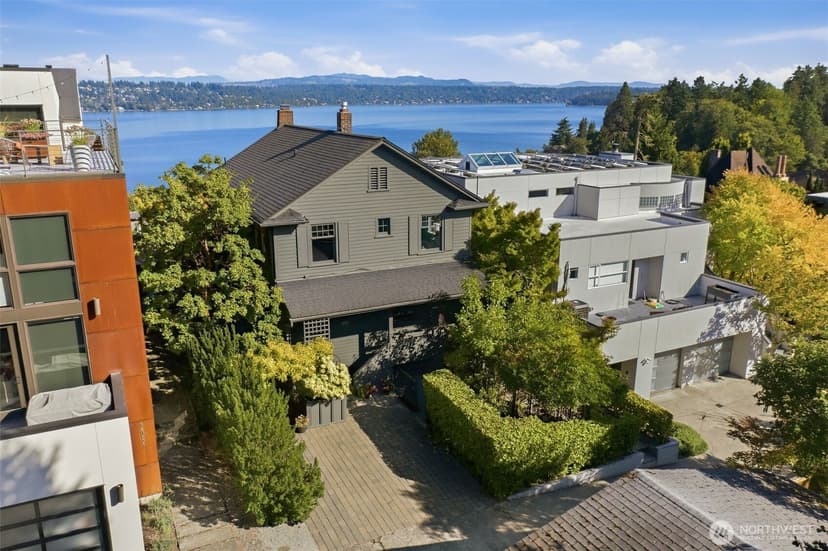 Property photo for 2039 34th Avenue S, Seattle photo 34