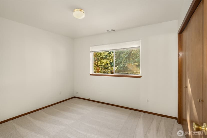 Property photo for 18439 146th Avenue NE, Woodinville photo 27