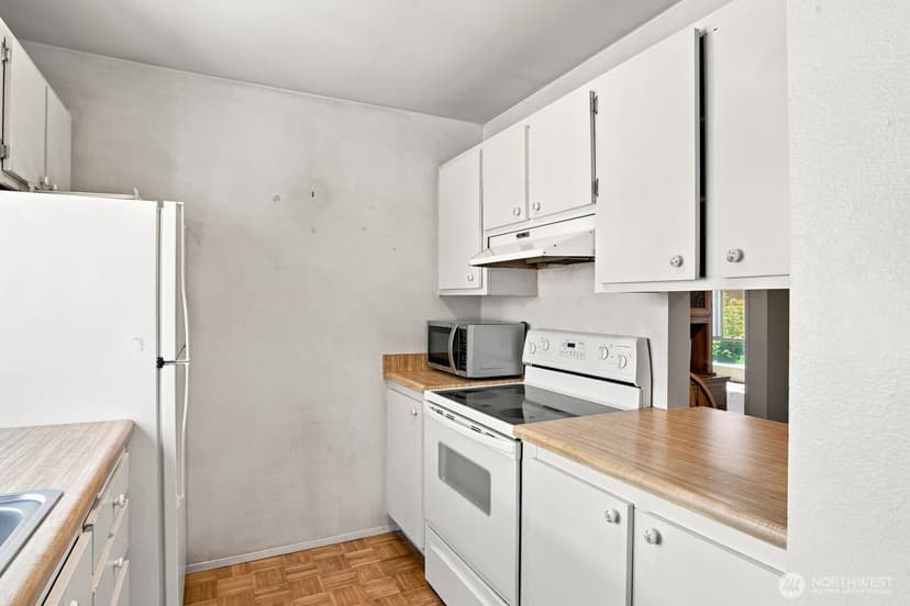 Property photo for 4801 180th Street SW #B205, Lynnwood photo 4