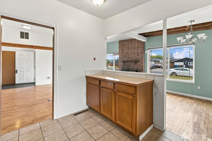 Property photo for 14208 Golden Given Rd E, Tacoma photo 13