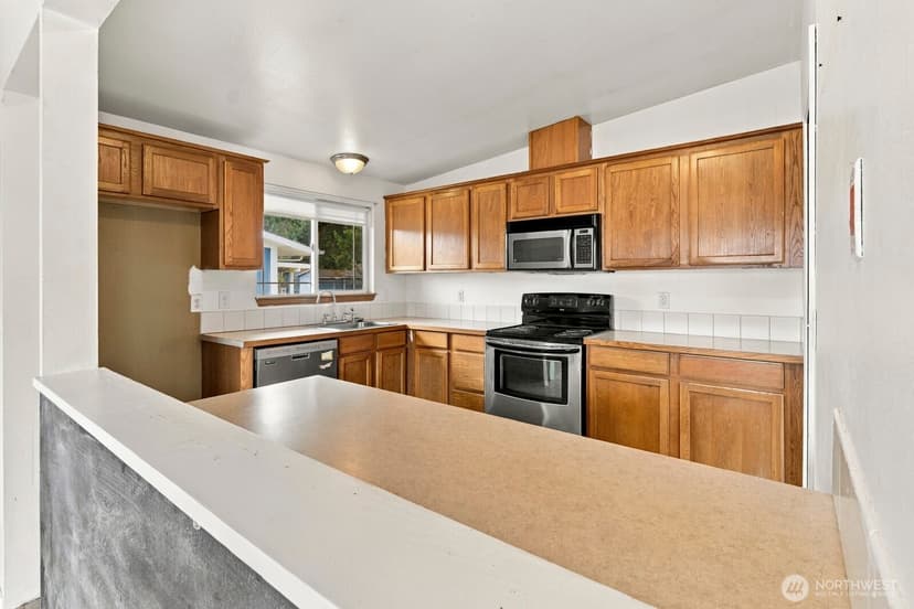 Property photo for 14208 Golden Given Rd E, Tacoma photo 11