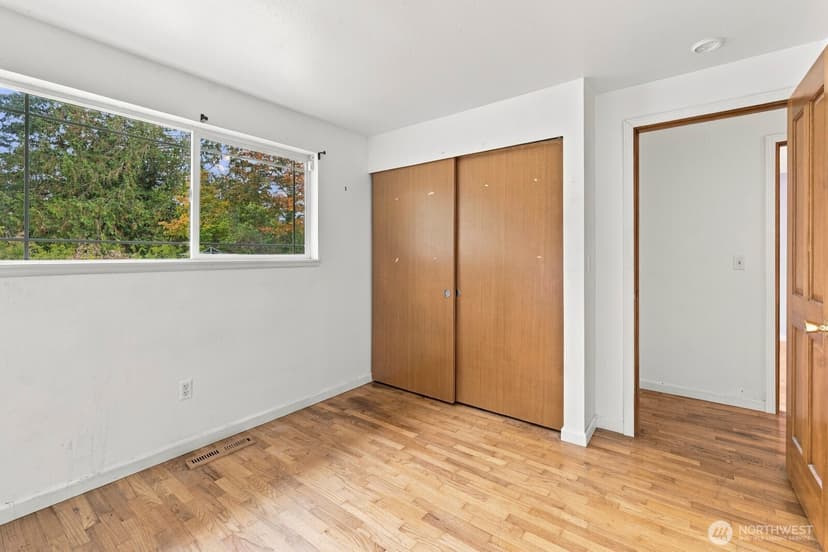 Property photo for 14208 Golden Given Rd E, Tacoma photo 18