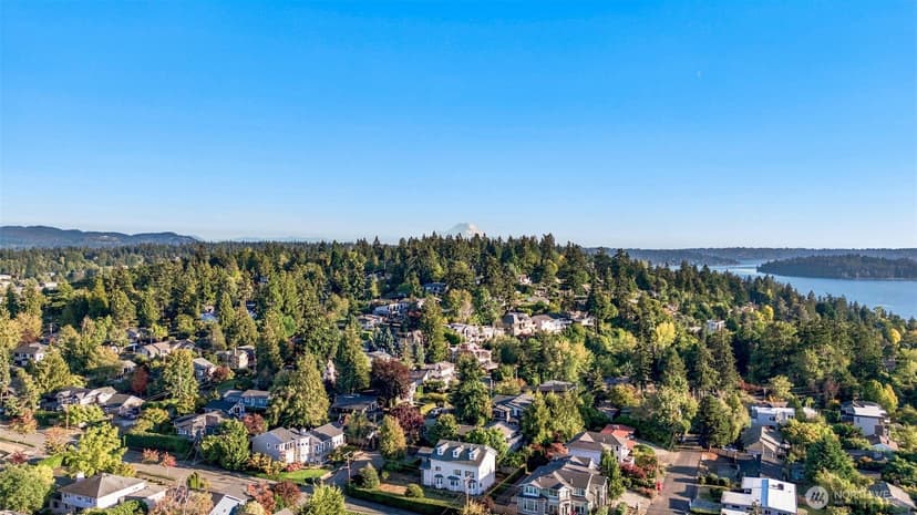 Property photo for 6605 SE 24th Street, Mercer Island photo 37