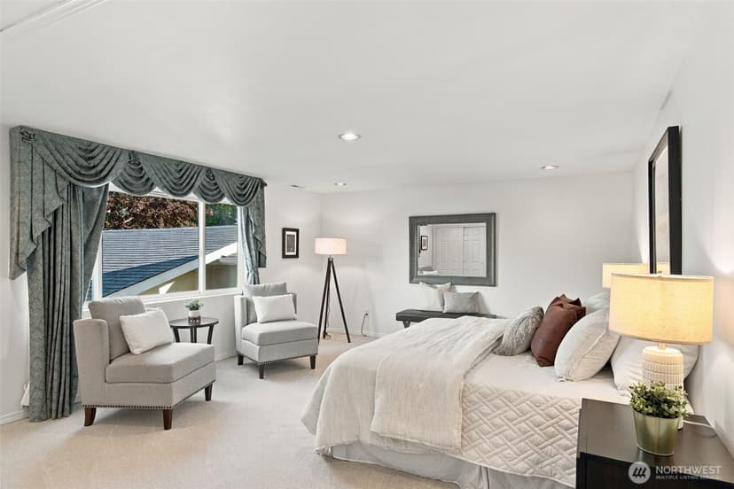 Property photo for 6605 SE 24th Street, Mercer Island photo 25
