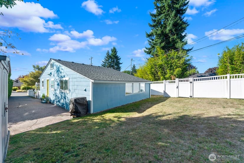 Property photo for 3610 SW Kenyon Street, Seattle photo 30