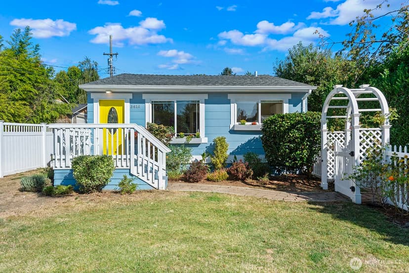 Property photo for 3610 SW Kenyon Street, Seattle photo 32