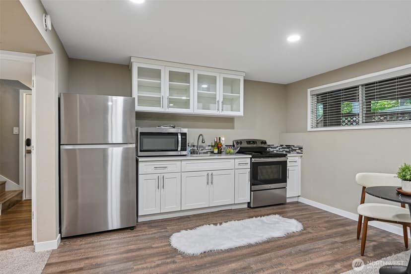 Property photo for 16217 SE 42nd Place, Bellevue photo 26