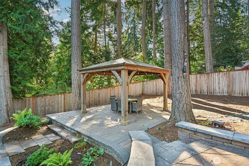 Property photo for 16217 SE 42nd Place, Bellevue photo 33