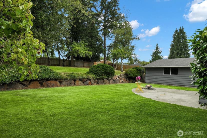Property photo for 1321 N Skyline Drive, Tacoma photo 21