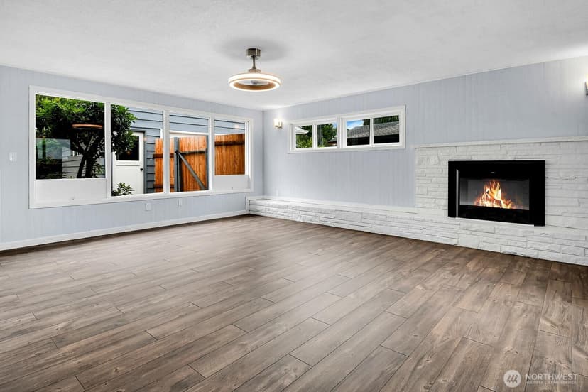Property photo for 1321 N Skyline Drive, Tacoma photo 18