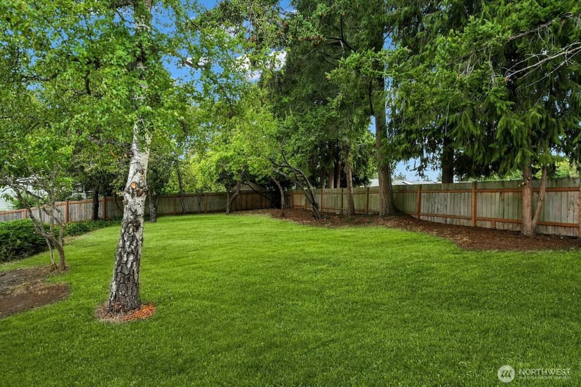 Property photo for 1321 N Skyline Drive, Tacoma photo 19