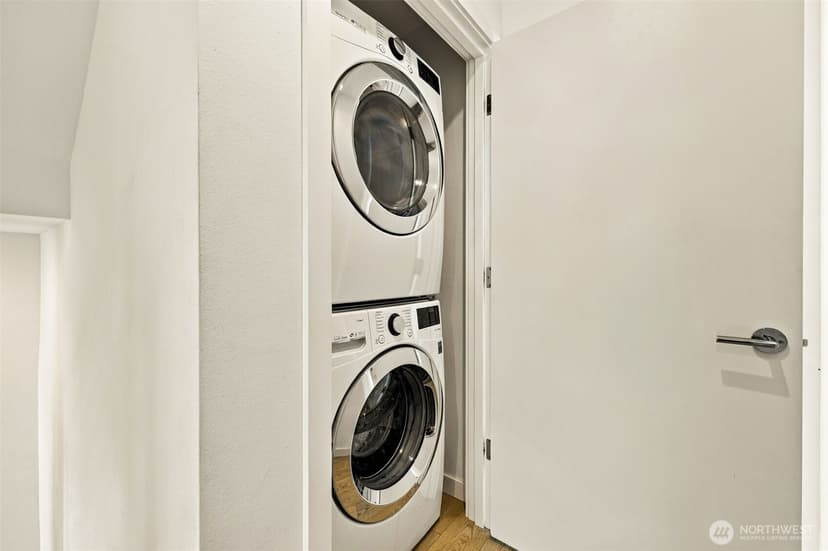 Property photo for 1708 NW 63rd Street, Seattle photo 16