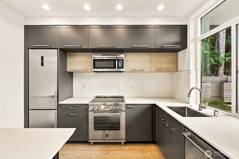 Property photo for 1708 NW 63rd Street, Seattle photo 12