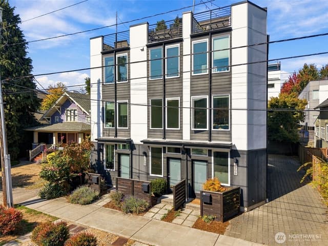 Property photo for 1708 NW 63rd Street, Seattle photo 3