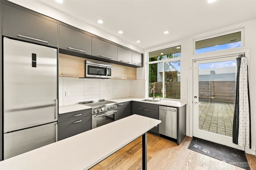 Property photo for 1708 NW 63rd Street, Seattle photo 11