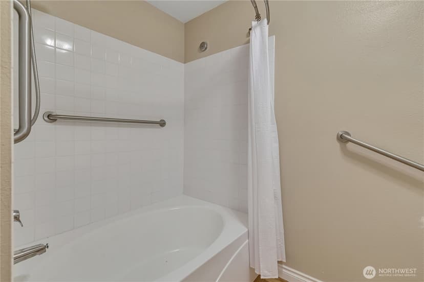 Property photo for 5121 S 234th Street #42-4, Kent photo 18