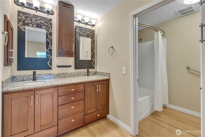 Property photo for 5121 S 234th Street #42-4, Kent photo 16