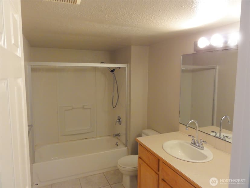 Property photo for 34231 31st Avenue SW, Federal Way photo 16