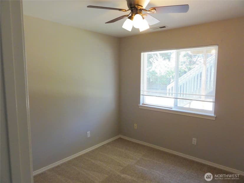 Property photo for 34231 31st Avenue SW, Federal Way photo 18